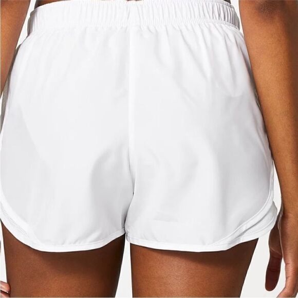 Nike NWT Women's Core Tempo Shorts in White Size Medium - Picture 4 of 8